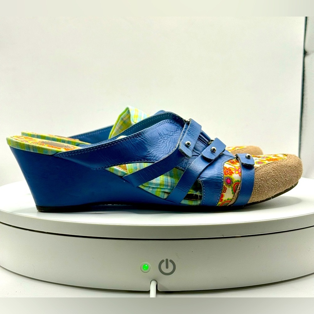 Morenatomod Blue Leather Wedge Sandals Size‎ 7 Made in Brazil, Boho Floral